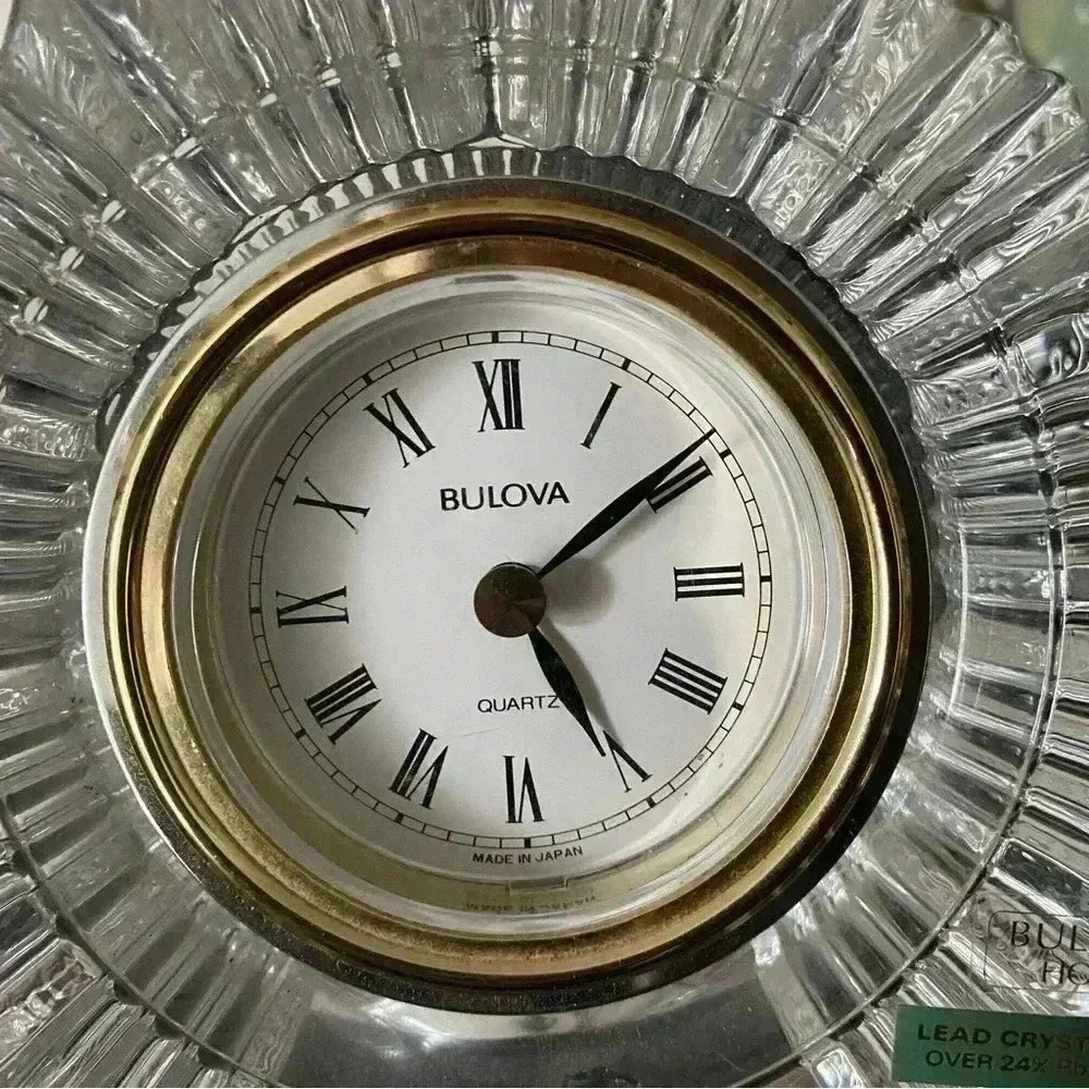 Bulova Hoya Crystal Clock‎ Vintage Quartz Desk Clock 5x2.5 inches Heavy >24%PbO